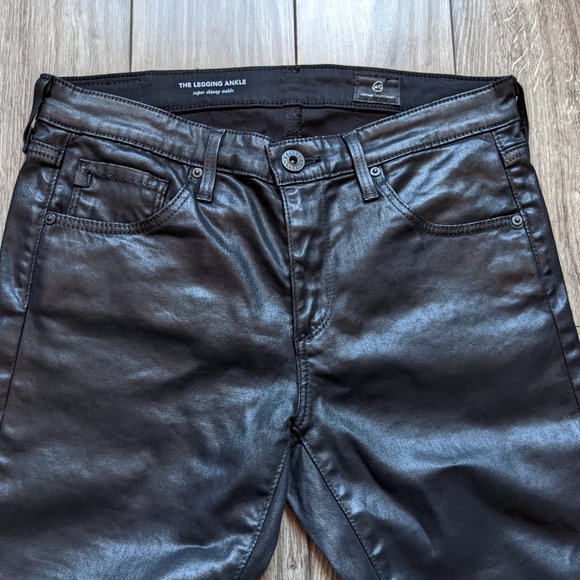 EUC Women (26R) - AG Skinny Leatherette - Picture 5 of 10